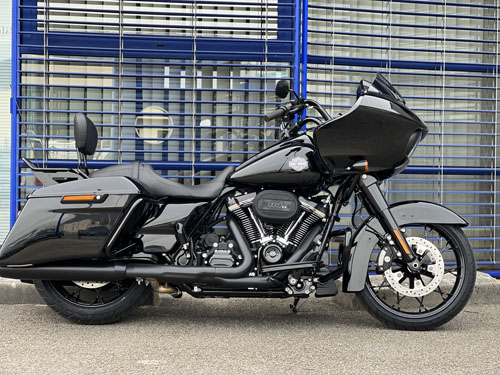 Harley Davidson Road Glide Special location moto